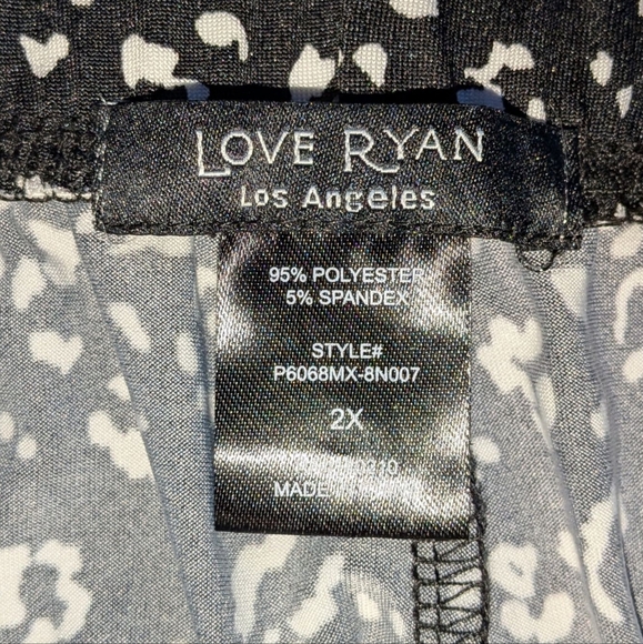 Love Ryan Womens Plus Size 2X Pull On Pants Black Leopard Wide Leg Festival - Picture 7 of 7